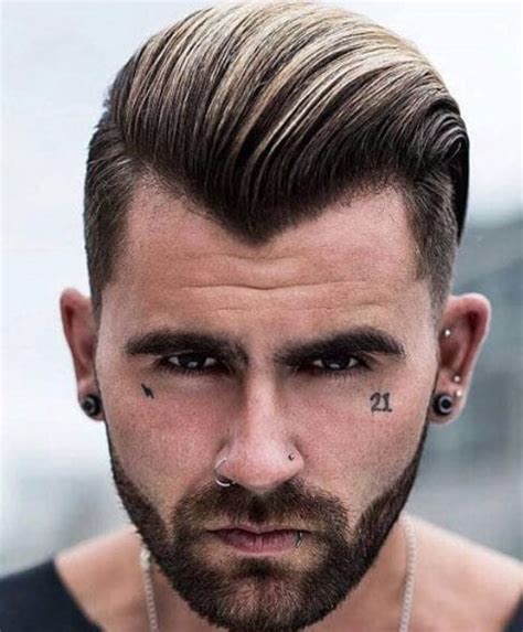 45 Best Widows Peak Hairstyles for Men in 2024。